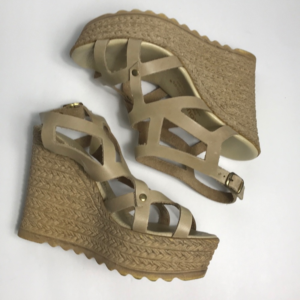 Size 6 Nude Kouro Wedge Sandals - Picture 3 of 7